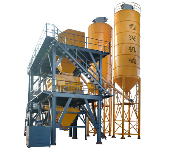 勻質(zhì)保溫砌塊攪拌澆注設(shè)備